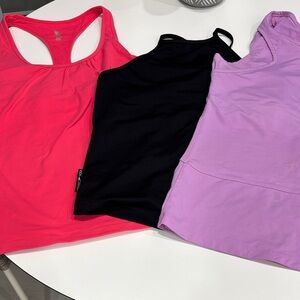 BUNDLE. 3 Exercise Tops